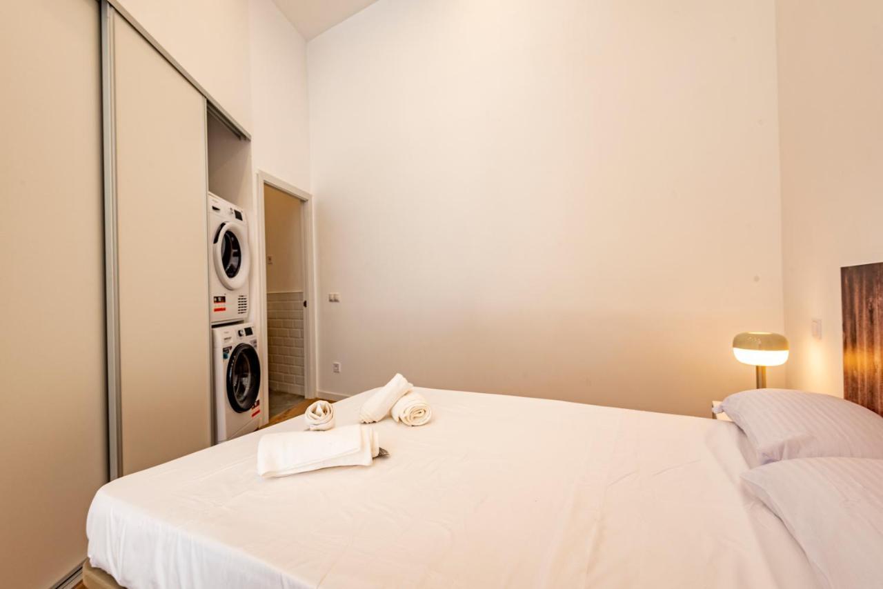 1 Min Metro A Pie, 4Km De Sol, Centro De Madrid C Apartment Exterior foto